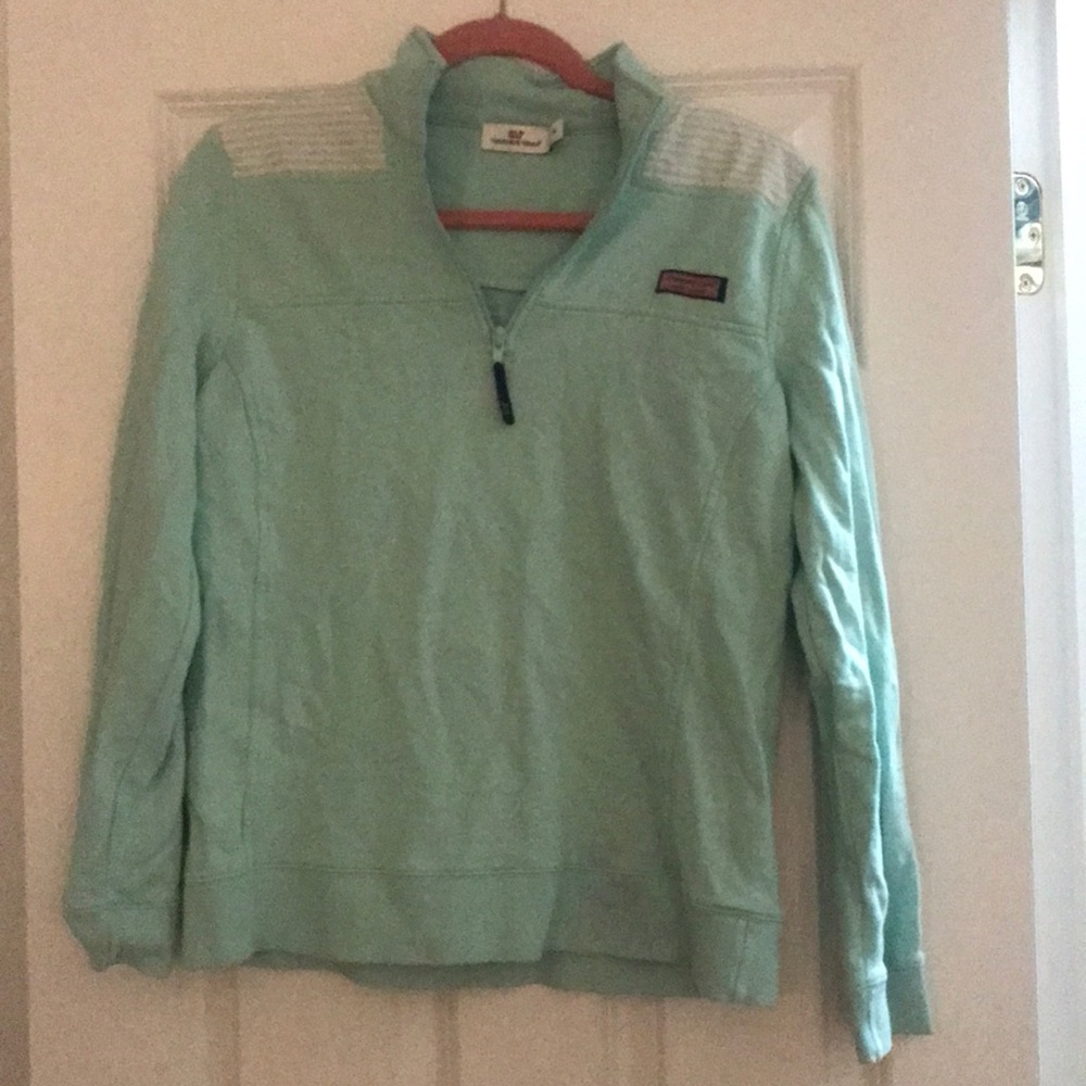 Vineyard Vines jacket in GREAT condition